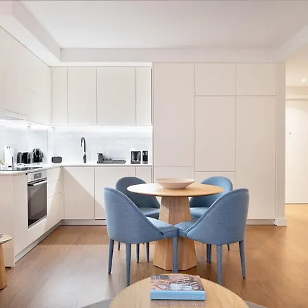 Catarina Serviced Apartments (Adults Only) Porto Pokój zdjęcie